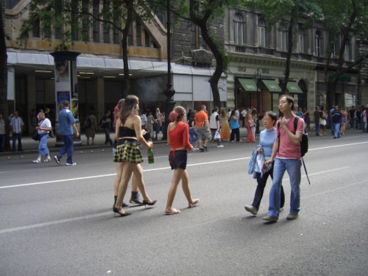 Budapest Parade 2005 / g_1_0_cimg0050.jpg