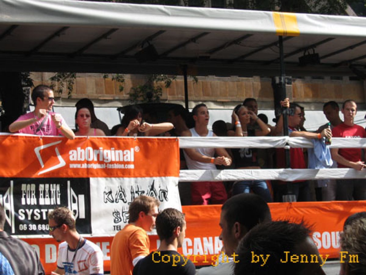 Budapest Parade 2005 / g_1_0_img_0106.jpg