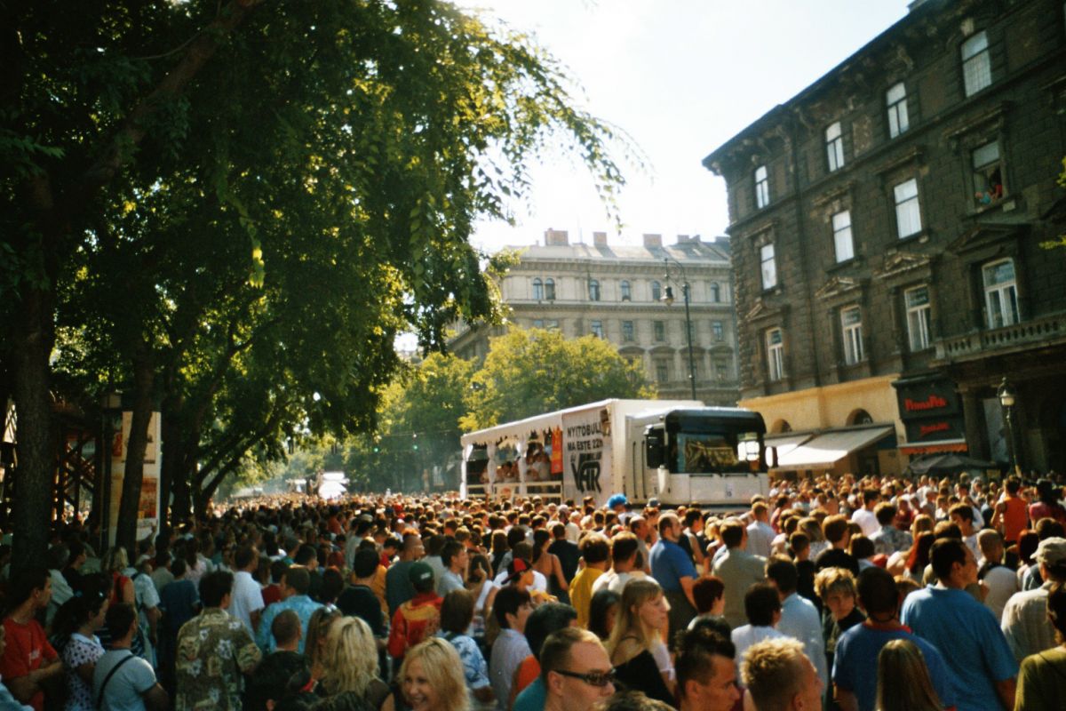 Budapest Parade 2004 / g_5_0_4.jpg