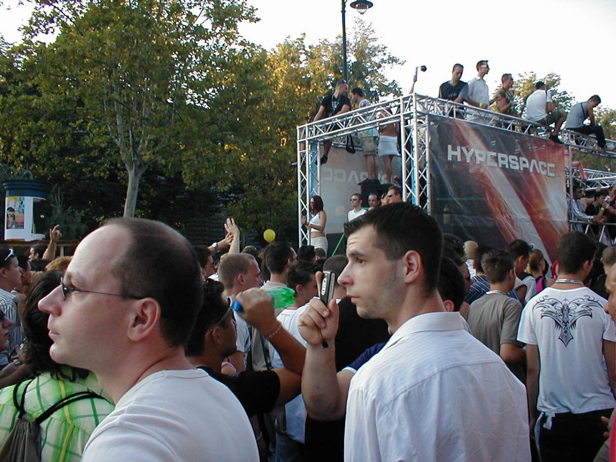 Budapest Parade 2004 / g_5_0_p1010250.jpg
